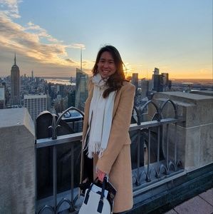 Meet your Posher, Emma